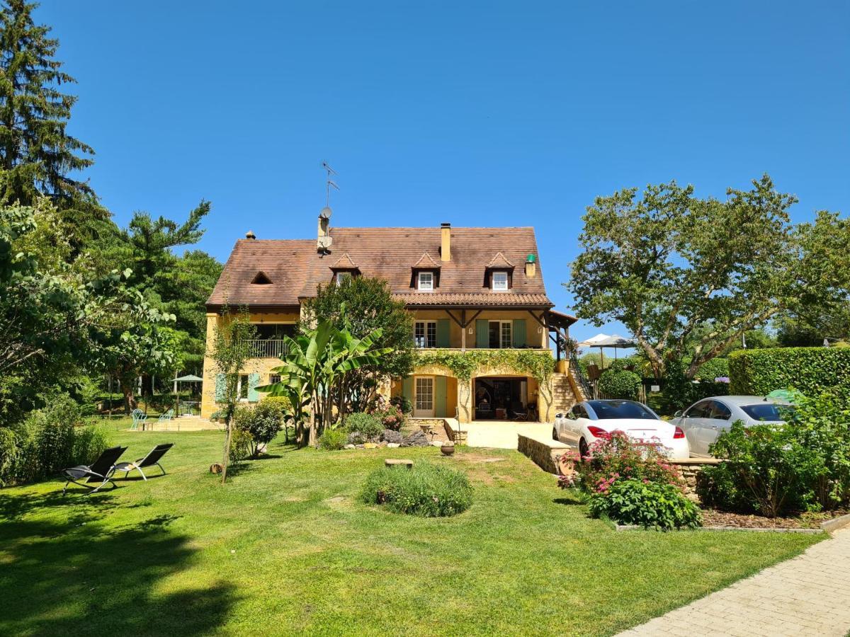 Le Malpas Woodpecker Apartment Belves Exterior photo
